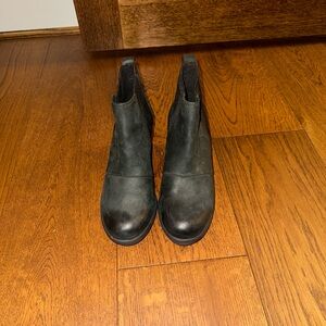 Sorel Black Wedge Boots
